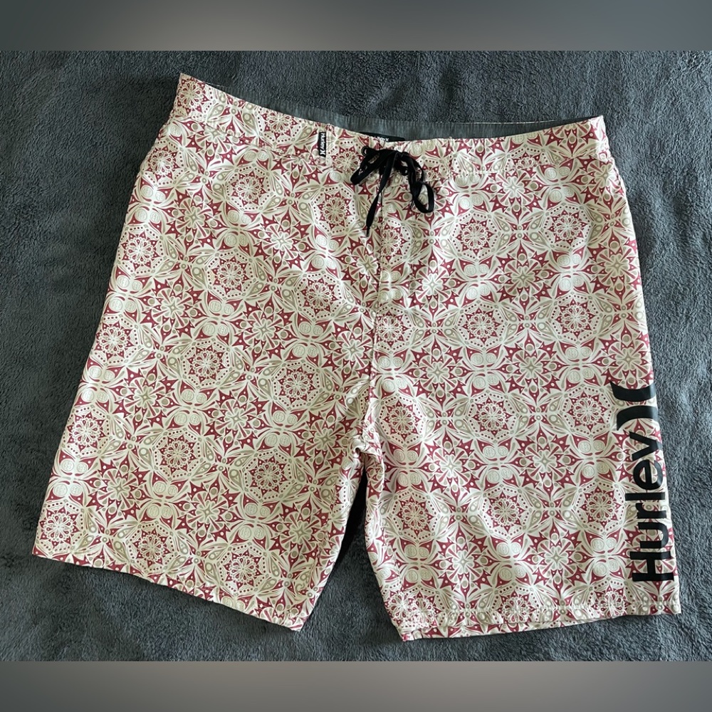 Men’s Hurley Board Shorts SZ 38